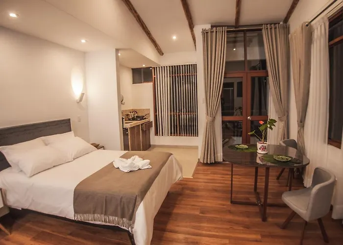 Florez De La Villa- Boutique Maison d'hôtes Huaran