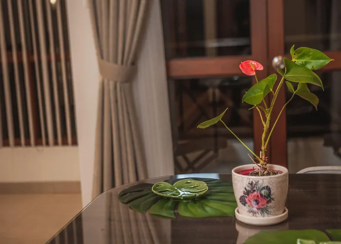 Florez De La Villa- Boutique Huaran